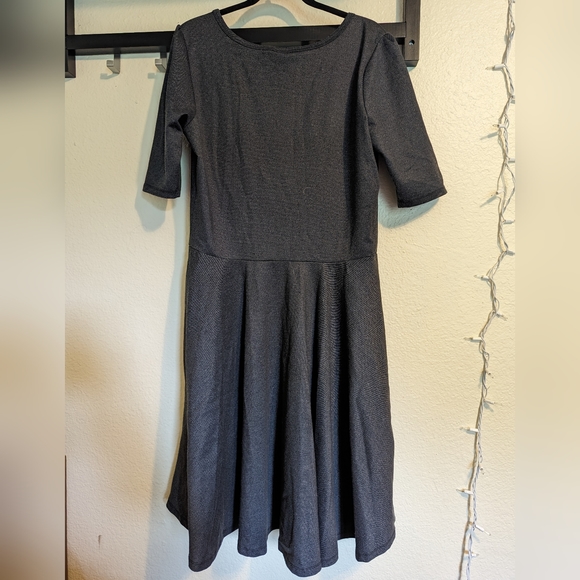 LuLaRoe Nicole dress - Picture 2 of 4